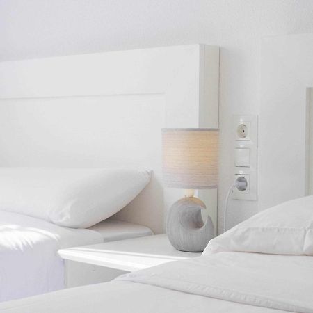 Apartamento Piscina y Parking en la Playa Rincón de la Victoria Exterior foto
